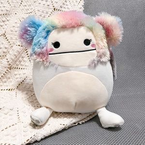 8” Zaylee the Rainbow / White Bigfoot Squishmallow | BNWT